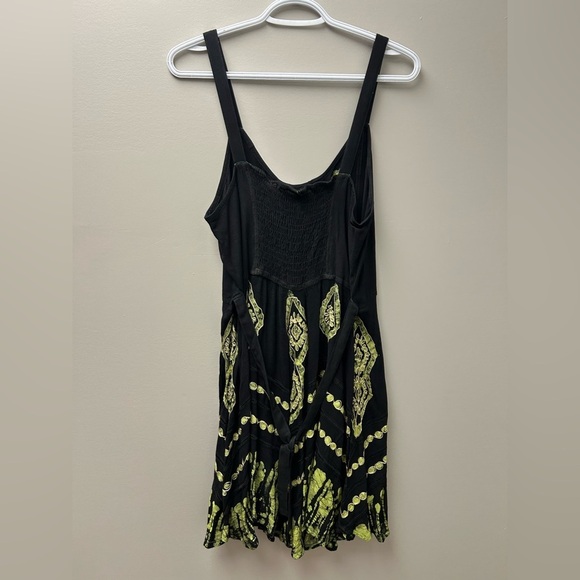 Shiva Fashions Black & Green Midi Summer Dress - Picture 3 of 6